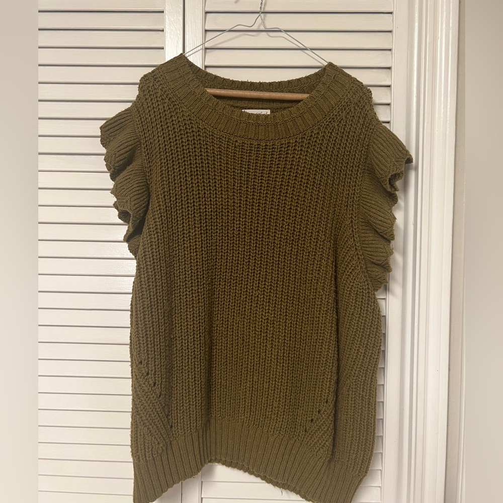 Universal Thread Sleeveless Sweater Plus Size